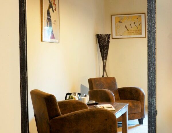 espace salon chambre Toulouse Lautrec
